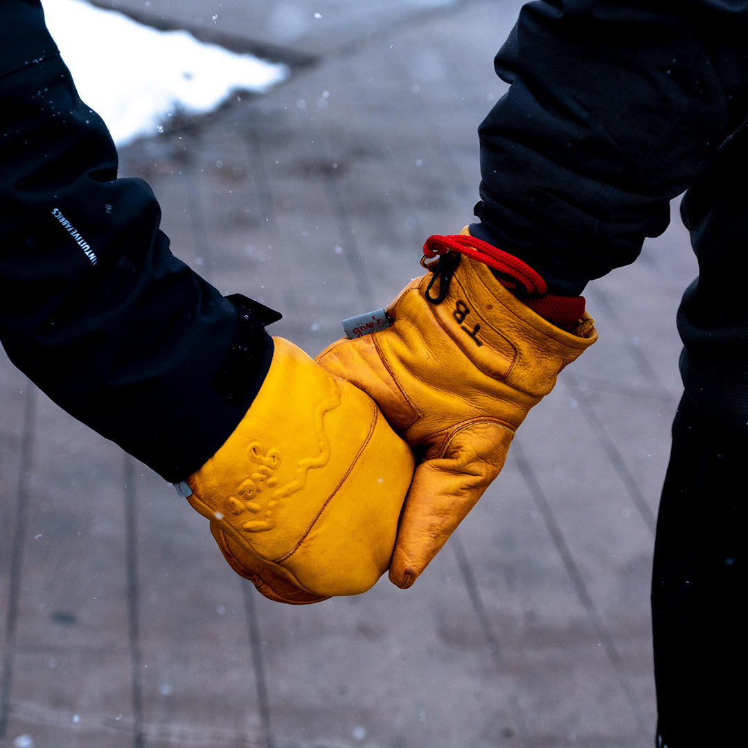 Non-Branded Frontier Mittens