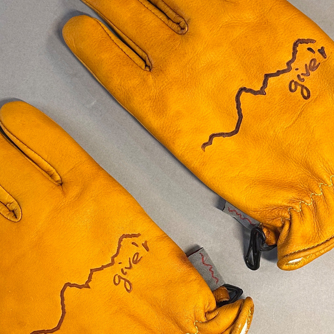 Perfectly Imperfect Waxed Classic Give'r Gloves