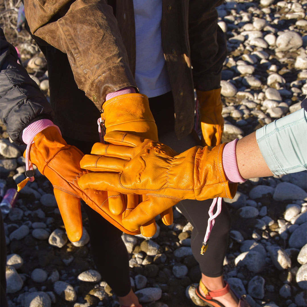 Limited Edition Pink 4-Season Give'r Gloves