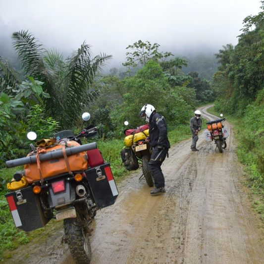Los Panamericanos: From Alaska to Argentina on Motos