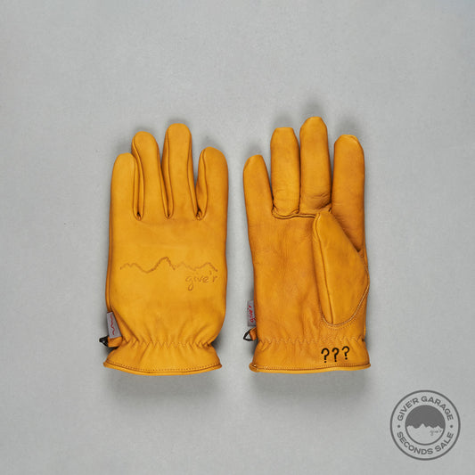 Seconds Sale Waxed Classic Give'r Gloves